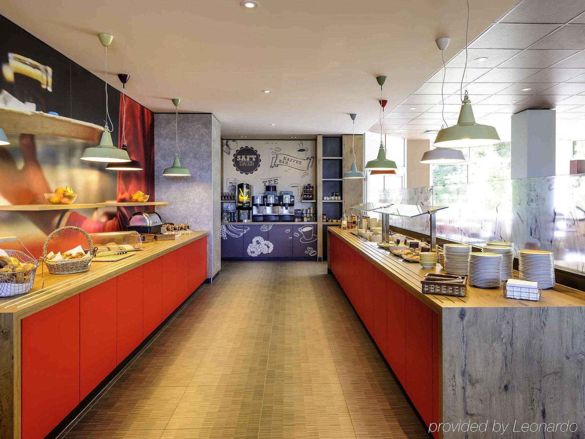 Ibis Koenigsplatz Hotel 2*