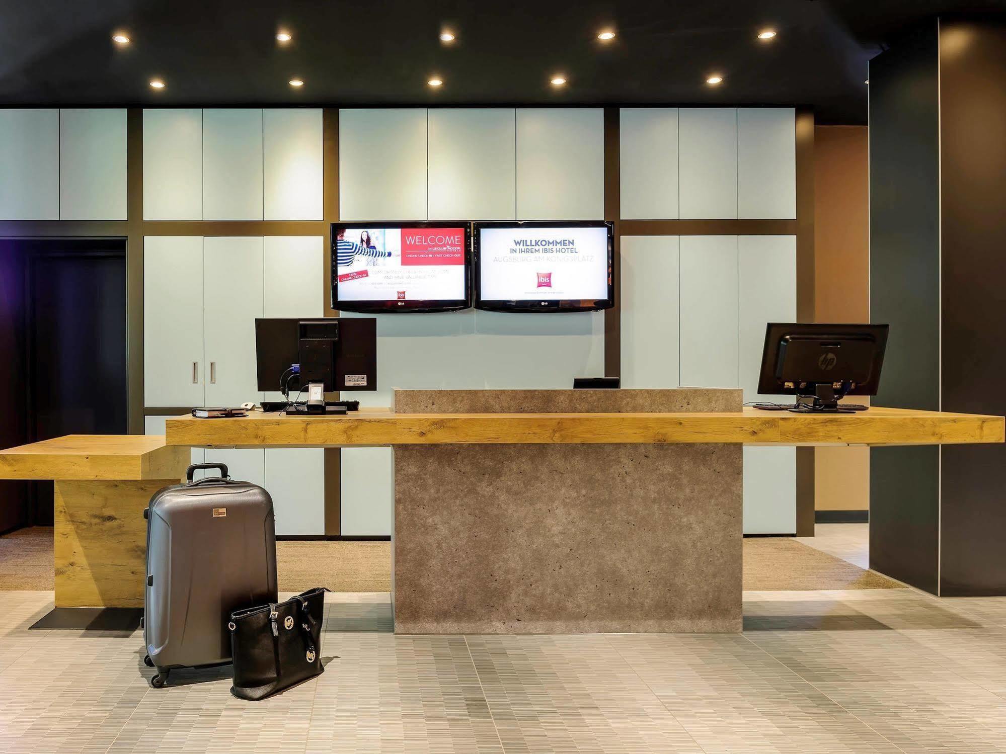Ibis Koenigsplatz Hotel 2*