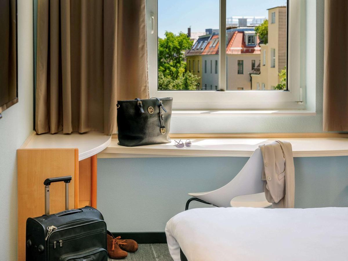 Ibis Koenigsplatz Hotel 2*